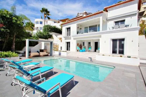 El Olivo - villa with stunning views and private pool in Benissa