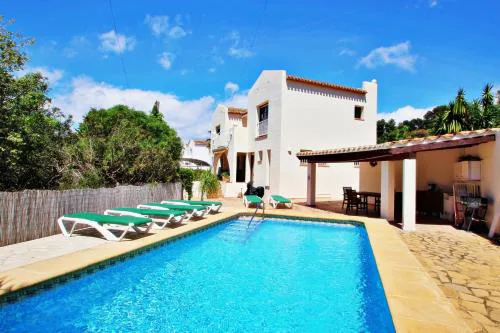 Emma - sea view holiday home with private pool in Benissa