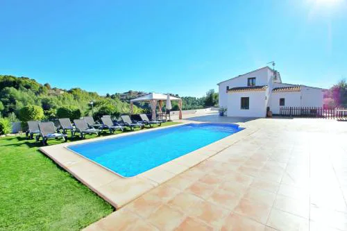 Finca La Verema - holiday home with private swimming pool in Benissa