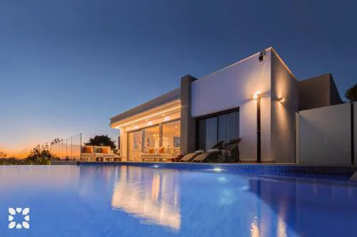 Villa Baobab by Abahana Villas