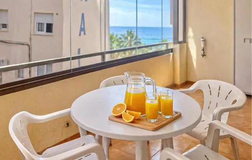 2 Bedroom Beautiful Apartment In Calpe