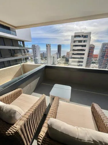 Apartamento de 3 dormitorios, piscina y parking