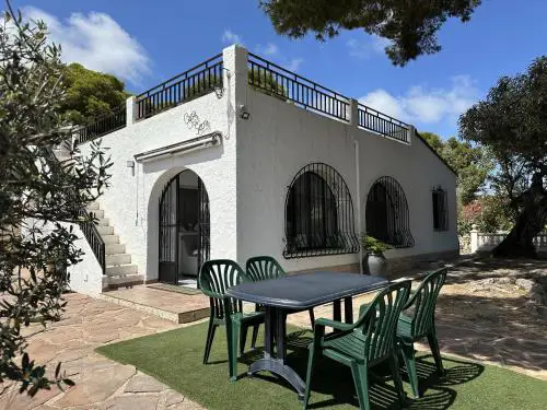 CASA SERRA CERCA DE LAS PLAYAS Y CALAS DE CALPE