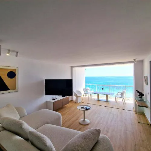 Eñsueño de Luxe Apartment - 1st line of sea by lg home conciergerie