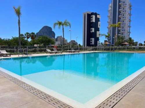 Modern 3-Bedroom with Padel and Pool Access