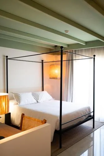 Rooms by JovA