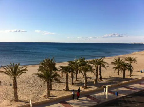 SWEETBEACH, vistas increibles del mar y a solo 10 metros de la playa !!
