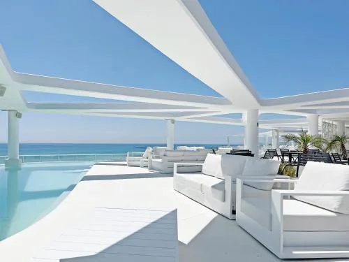 Global Vacacional, Moderno apartamento con gran terraza y vistas al mar