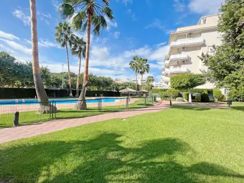 Global Vacacional, Práctico apartamento en la playa de Canet