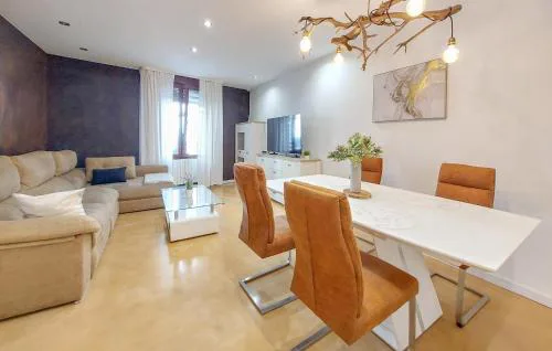 2 Bedroom Nice Apartment In Castellón De La Plana