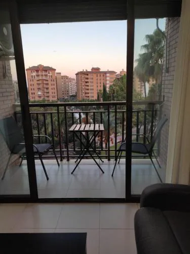 Apartamento cerca del centro con parking gratuito