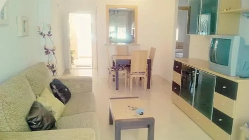 Bonito apartamento cerca del mar