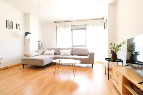 Espectacular vivienda con piscina climatizada