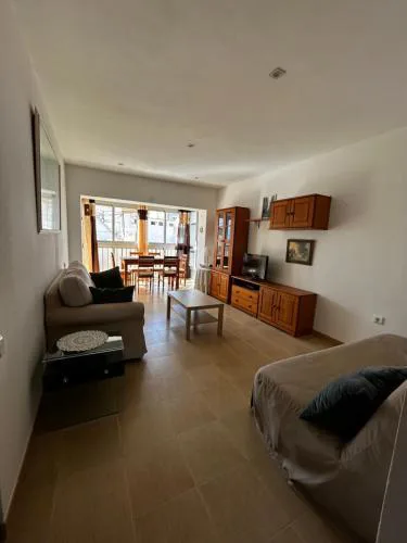 Amplio apartamento a 250 metros de la playa