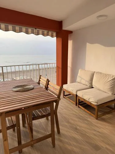 Apartamento en Primera Línea