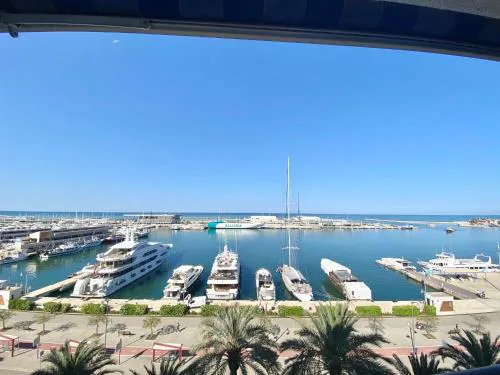 Apartamento centro de Dénia 1ra linea, vistas puerto y mar