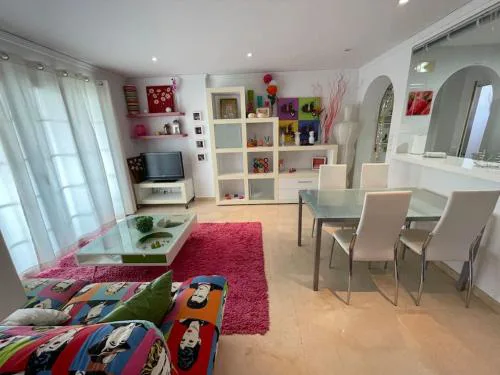 Apartamento Club Náutico con piscina