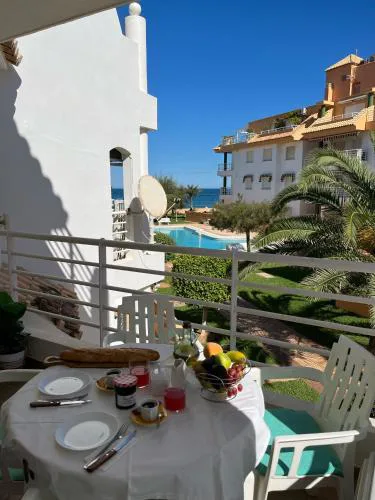 Apartamento frente al mar, Talima
