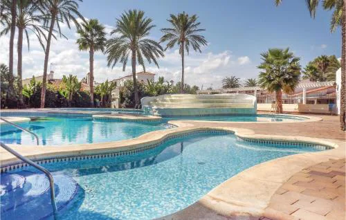 Beautiful Apartment In Denia With Wifi