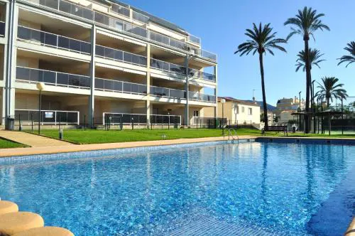 Brisas A1, 2 dormitorios, playa a 100m, by Bookindenia