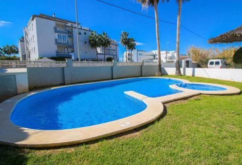 Prendisole Denia con piscina y terraza