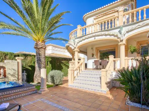 Villa Villa Toscana by Interhome
