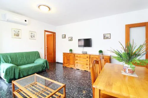 Global Vacacional, Amplio apartamento muy cerca de la playa