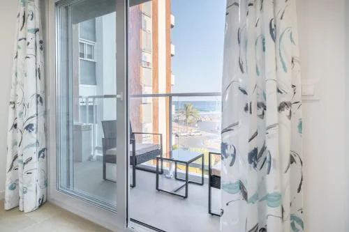 Global Vacacional, Bonito apartamento en Urbanización Ciudad Mar