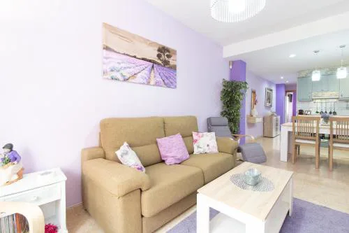 Global Vacacional, Estudio para parejas en la playa del Puerto de Sagunto