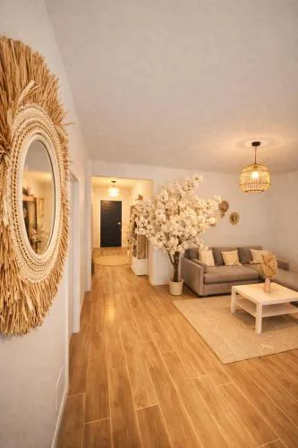 Maison bord de plage avec patio extérieur aménagé