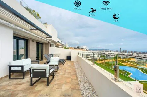 Appartement cosy avec jolie vue piscine et mer by LG Home