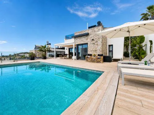 Hillside Luxury Villas by NRAS