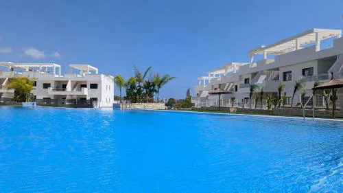 SUNNY HILLS rooftop apartment