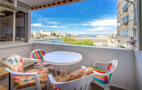 2 Bedroom Cozy Apartment In Gandia