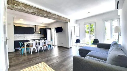 Espectacular Apartamento con Vistas al Mar - Solo Familias