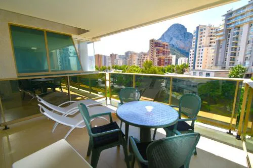 Larimar Apartament balcón y vistas al mar y al Peñón, piscina y parking