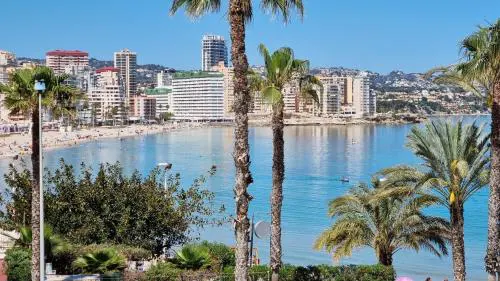 Magic holiday - 1st line, seaview, pool & parking