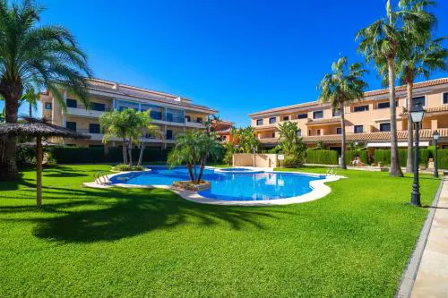 Jardines de Niza by Aguilarent