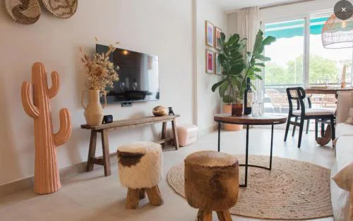 La Casita Bonita - 30m from the Arenal Beach - Private Parking