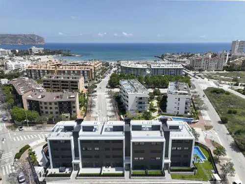 Prime Spanish Holidays - Rennes Arenal Playa Apartments