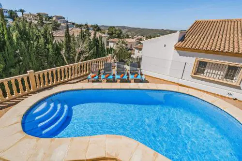 Villa Aneto by Villa Plus
