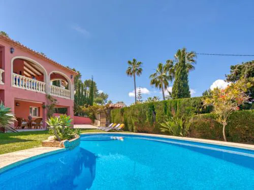 Villa Chill Out on the Sea by Interhome