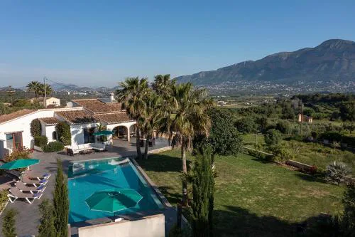 Villa Orlando by Aguilarent