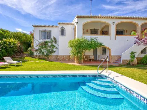 Villa Villa Louise by Interhome