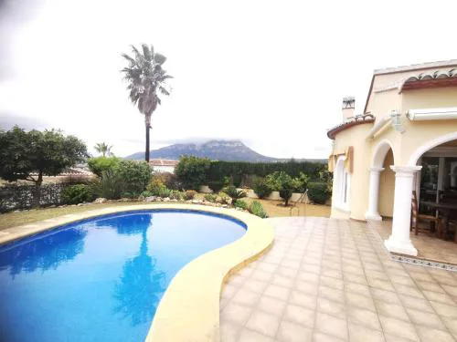 Villa Zayas
