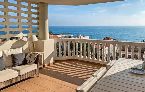2 Bedroom Awesome Apartment In Moncofa