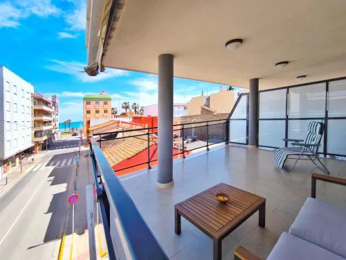 Apartamento con terraza en Playa Grau de Moncofa