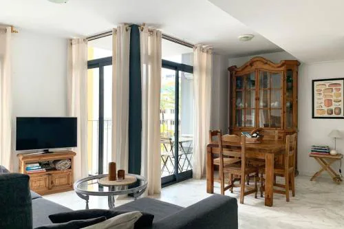 Bear Holiday - Apartment Beau with Sea View in Moraira near the Beach