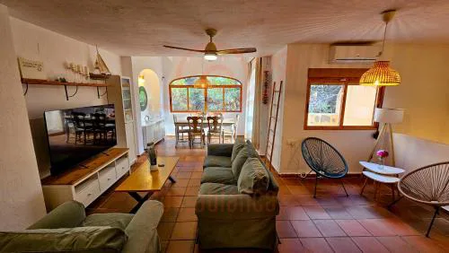 Bungalow Almendros by Live It