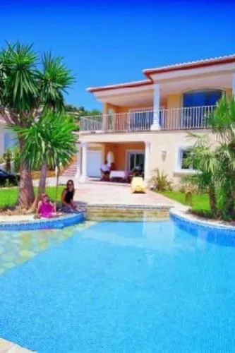 Holiday Home Villa Hermosa by Interhome